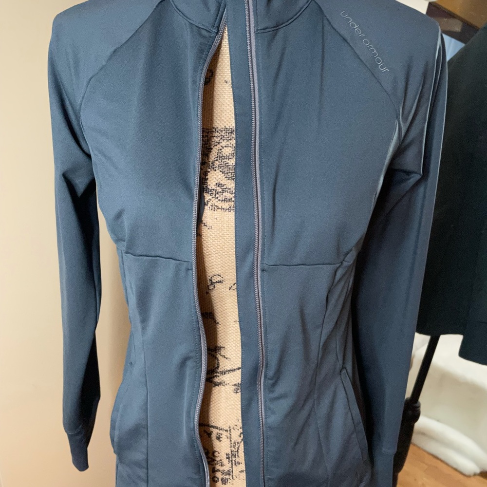 Under armor zip up jacket - Picture 2 of 8